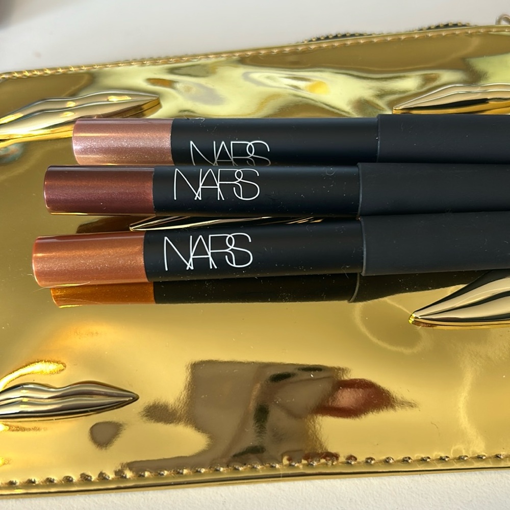 NARS Man Ray Velvet Matte Lip Crayon Set with Makeup Bag